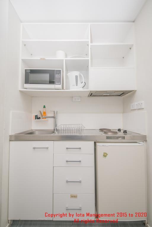 Columbia Apartments Auckland Room photo